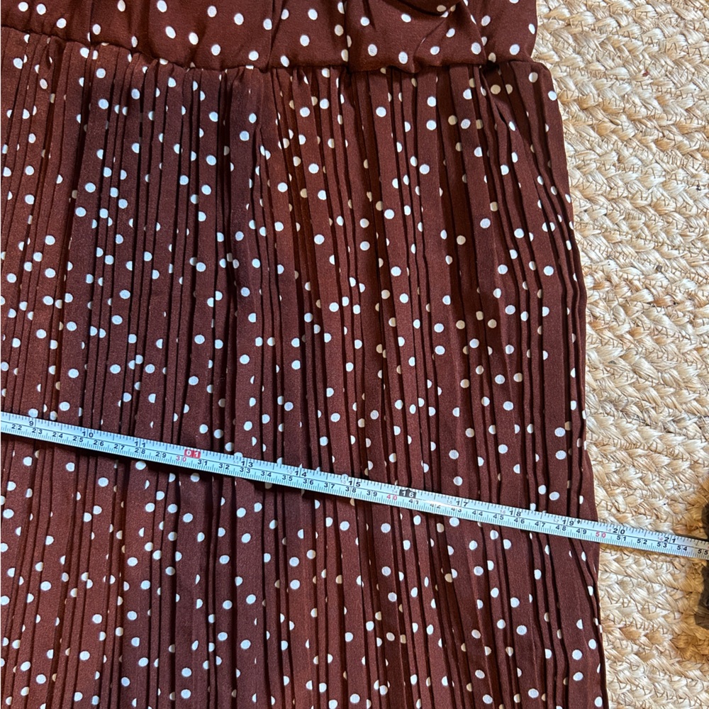 Brown Polka Dot Pleated Skirt - Picture 7 of 10
